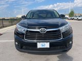 Used 2015 Toyota Highlander XLE image 2