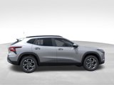 New 2025 Chevrolet Trax LT image 5