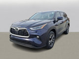 Used 2021 Toyota Highlander XLE image 4