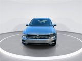 Used 2021 Volkswagen Tiguan SE w/ Panoramic Sunroof Package image 3