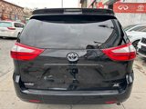 Used 2015 Toyota Sienna LE image 5