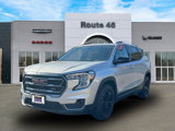 Used 2022 GMC Terrain AT4 image 2