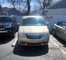 Used 2014 Chrysler Town & Country Touring image 3