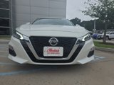 Used 2021 Nissan Altima 2.5 SV image 3