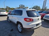 Used 2011 Volkswagen Tiguan SEL image 5
