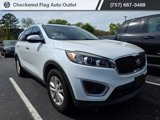 Used 2017 Kia Sorento LX w/ LX Convenience Package image 3