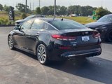 Used 2019 Kia Optima EX image 2