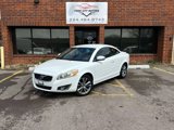 Used 2013 Volvo C70 T5 image 2