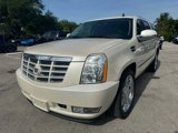 Used 2009 Cadillac Escalade ESV AWD image 3