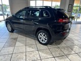 Used 2016 Jeep Cherokee Sport image 3