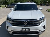 Used 2020 Volkswagen Atlas Cross Sport SEL Premium image 3