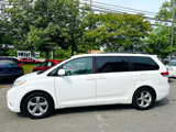 Used 2011 Toyota Sienna LE image 3