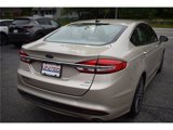 Used 2017 Ford Fusion SE w/ Fusion SE Technology Package image 5