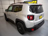 Used 2017 Jeep Renegade Latitude w/ Cold Weather Group image 6