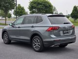 Used 2018 Volkswagen Tiguan SE w/ Panoramic Sunroof Package image 5