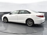 Used 2016 Toyota Camry LE image 2