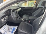 Used 2021 Volkswagen Passat 2.0T SE image 2