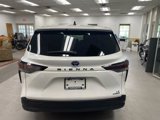 Used 2024 Toyota Sienna LE image 4