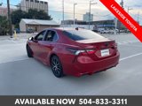 Used 2021 Toyota Camry SE image 3