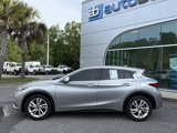 Used 2018 INFINITI QX30 image 2