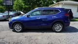 Used 2017 Nissan Rogue SV w/ SV Premium Package image 2
