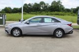 New 2025 Hyundai Elantra SE image 2