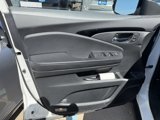 Used 2018 Honda Pilot Touring image 5