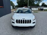 Used 2015 Jeep Cherokee Latitude image 3