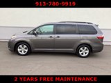 Certified 2017 Toyota Sienna LE image 2