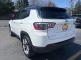Certified 2022 Jeep Compass Limited image 5