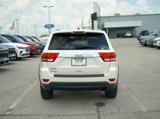 Used 2012 Jeep Grand Cherokee Laredo w/ Laredo E Group image 6