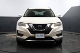 Used 2019 Nissan Rogue SV image 3
