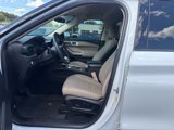 Used 2020 Ford Explorer XLT w/ Comfort Package image 2