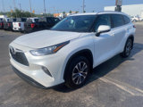 Used 2023 Toyota Highlander XLE image 5