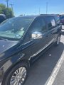 Used 2016 Chrysler Town & Country Touring-L image 2