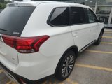 Used 2020 Mitsubishi Outlander SE image 5