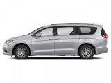 Used 2022 Chrysler Pacifica Touring-L w/ Uconnect Theater Family Group image 3