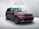 Used 2022 Jeep Grand Cherokee Summit image 2