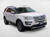 Used 2017 Ford Explorer Platinum image 3