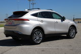 Used 2021 Toyota Venza XLE image 3