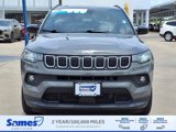 Used 2024 Jeep Compass Latitude image 2