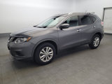 Used 2016 Nissan Rogue SV image 2
