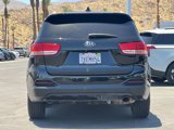 Used 2017 Kia Sorento LX w/ LX Convenience Package image 4