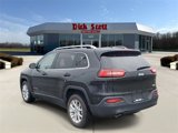 Used 2016 Jeep Cherokee Latitude w/ Cold Weather Group image 3
