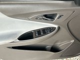 Used 2022 Chevrolet Malibu LT image 3