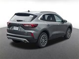 New 2025 Ford Escape SE image 3