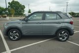 Used 2022 Hyundai Venue Limited image 4