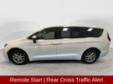 Used 2023 Chrysler Pacifica Touring-L image 2