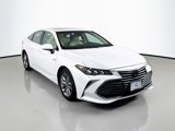 Used 2021 Toyota Avalon XLE w/ Moonroof Package image 3