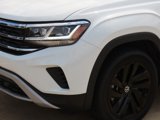 Used 2023 Volkswagen Atlas Cross Sport SE w/ Panoramic Sunroof Package image 3